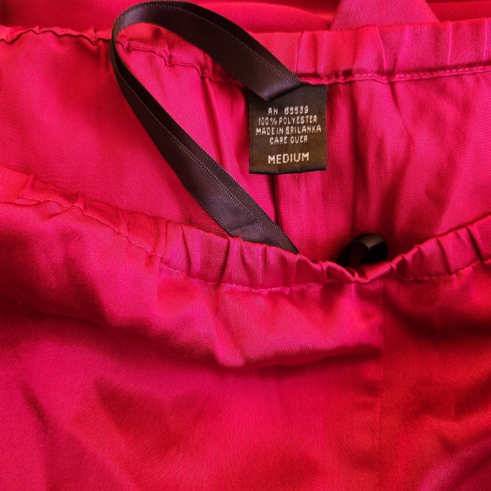 Burgundy Red Satin Long Sleeve Two Piece Pajama Pant Set w/White Trim Size M - Picture 13 of 13